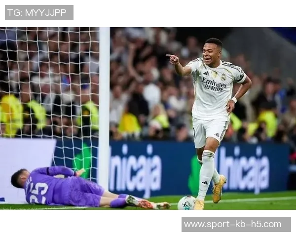 姆巴佩本赛季各项赛事进球数达到37球超越凯恩成为五大联赛最佳射手 姆巴佩本赛季各项赛事进球数达到37球超越凯恩成为五大联赛最佳射手